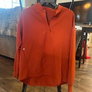 Long sleeved figs scrub top